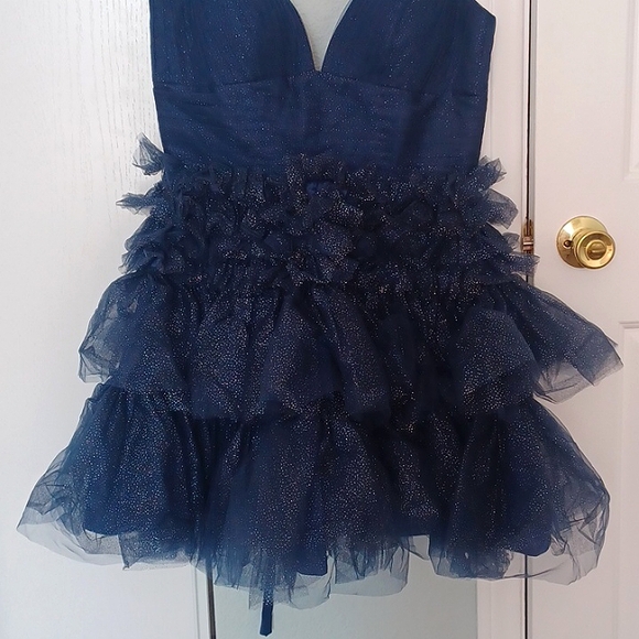Prom Short Tulle Dress - Picture 6 of 9